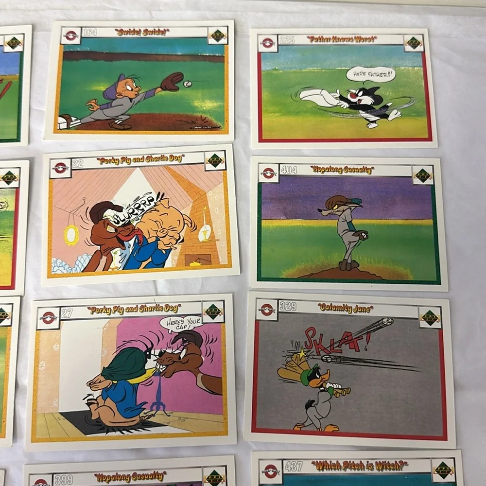 Vintage 1990 Upper Deck Looney Tunes trading Collectible cards 22 Total